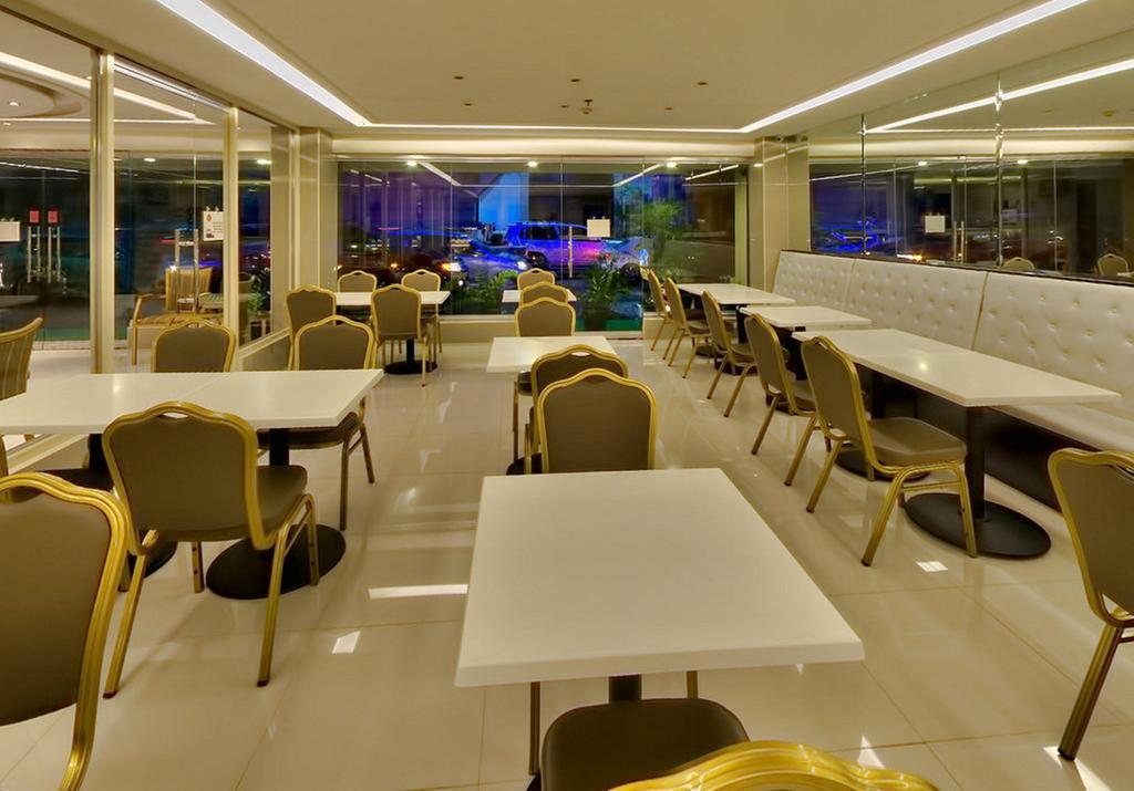 D Circle Hotel Manila Dış mekan fotoğraf