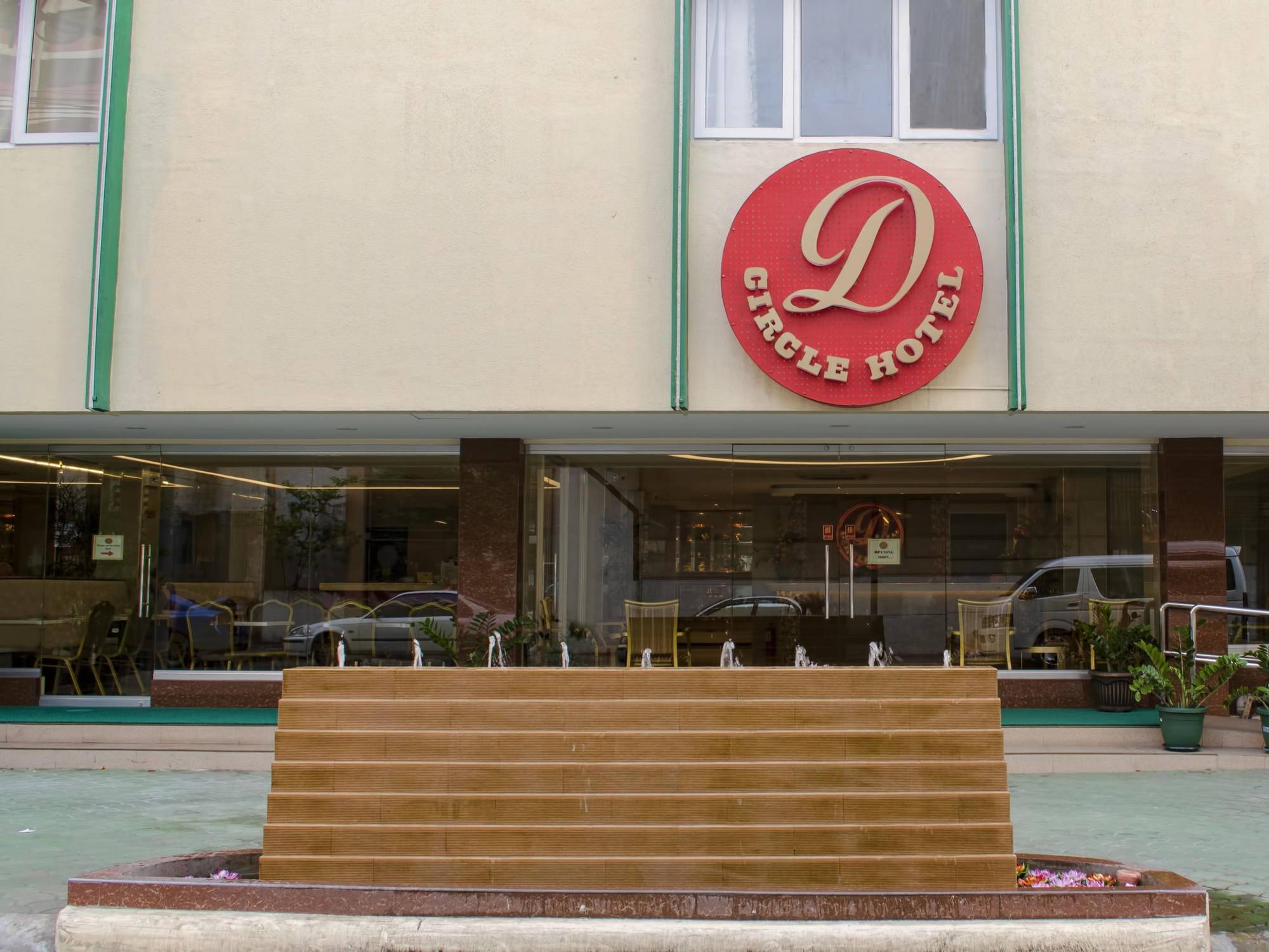 D Circle Hotel Manila Dış mekan fotoğraf