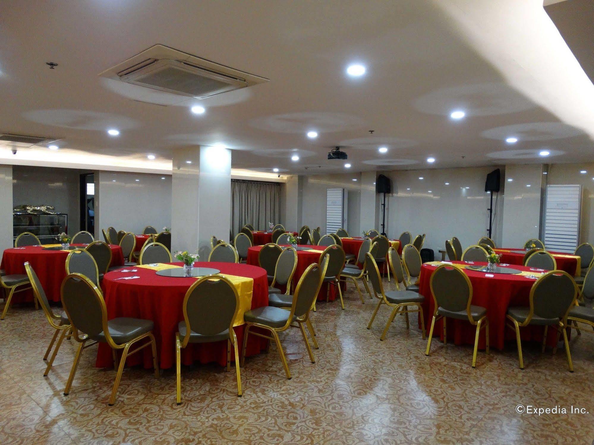 D Circle Hotel Manila Dış mekan fotoğraf