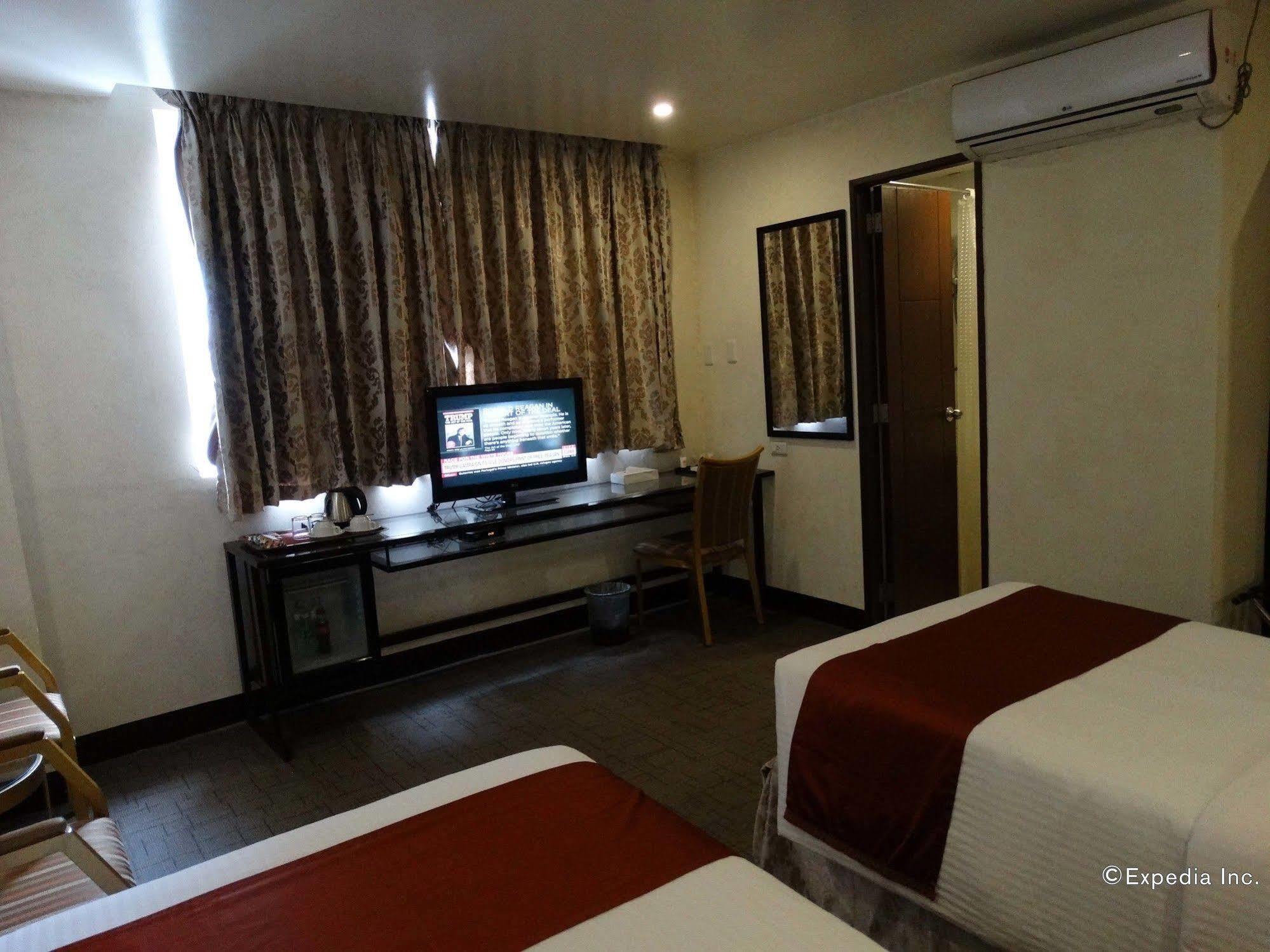 D Circle Hotel Manila Dış mekan fotoğraf