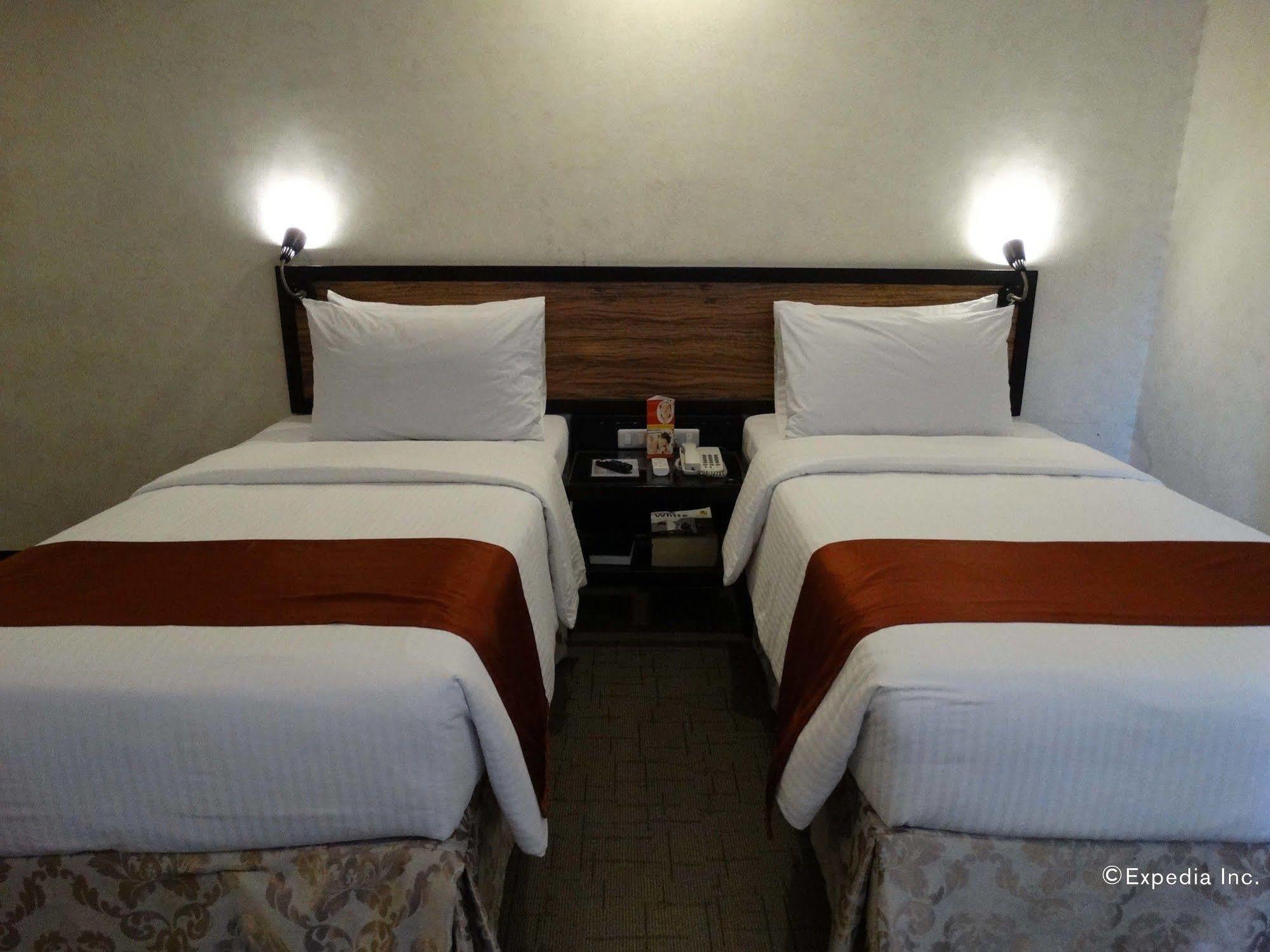 D Circle Hotel Manila Dış mekan fotoğraf